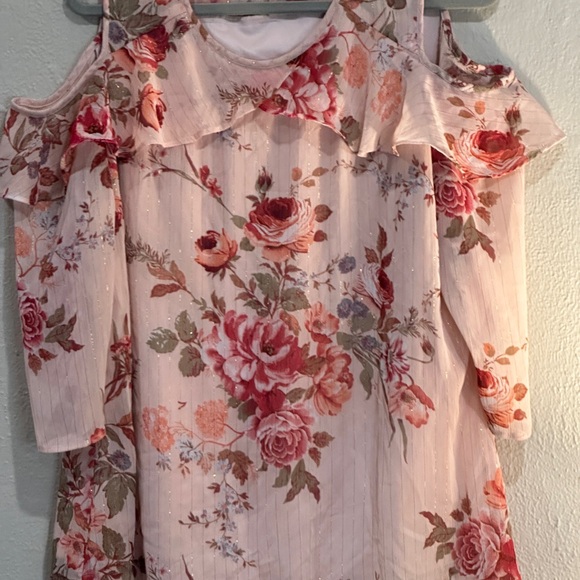 Roz & Ali Pink Floral Blouse with Sleeves Cold Shoulder Women’s Size XL - Picture 3 of 8